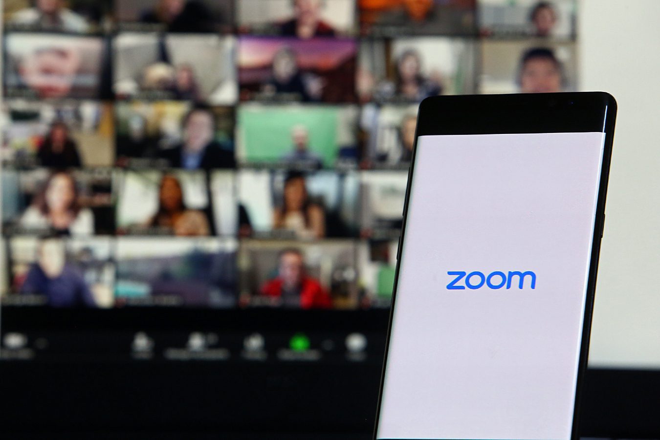 Traducción simultanea online de videoconferencias con Zoom Valencia