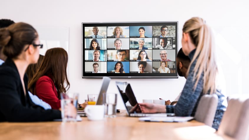 Traducción simultánea de videoconferencias y webinars con zoom Traducción simultánea de videoconferencias y webinars con zoom