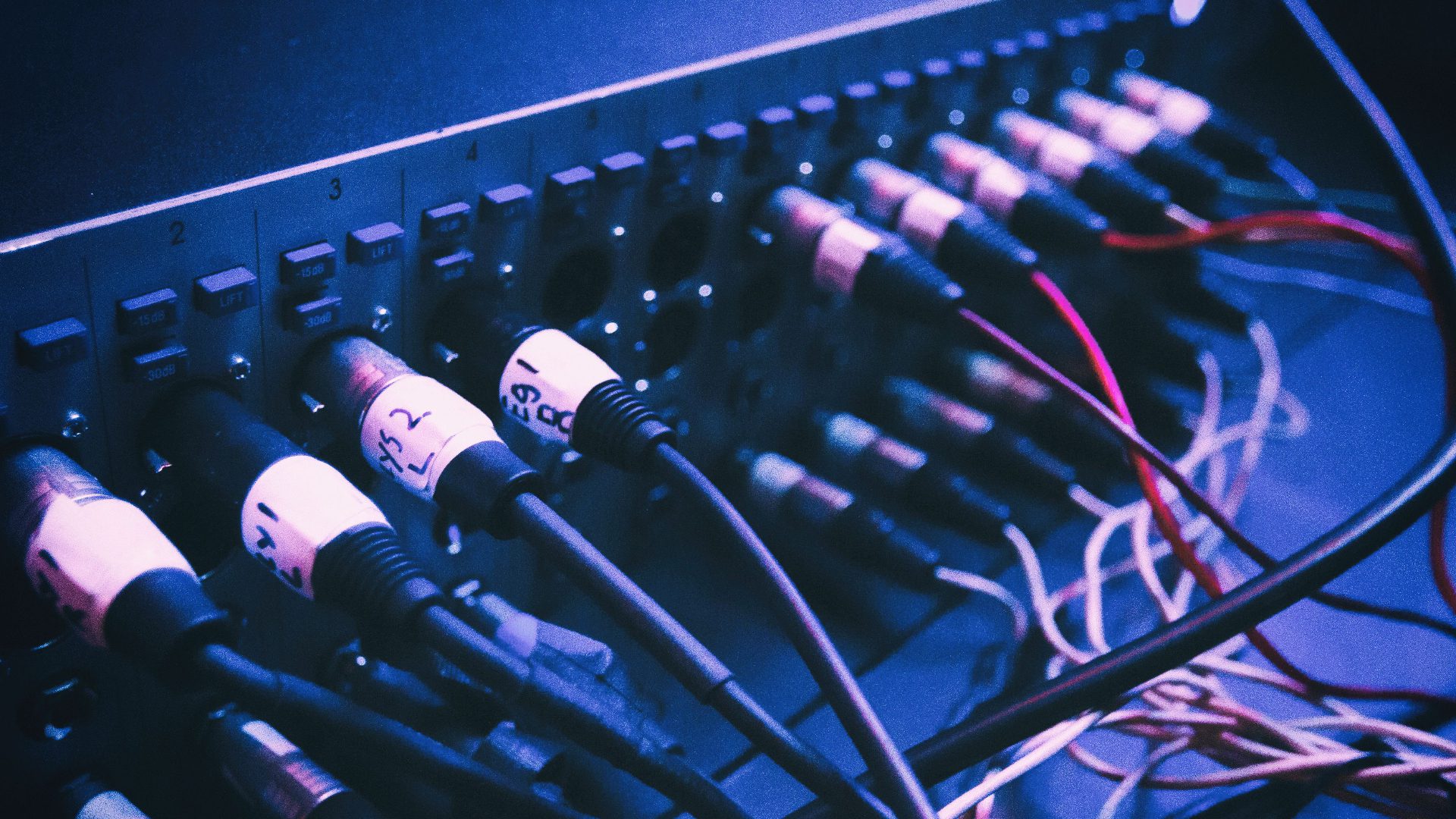Conectarse al sonido de sala al interpretar con infoport