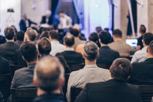 interpretación simultánea para congresos - oyentes